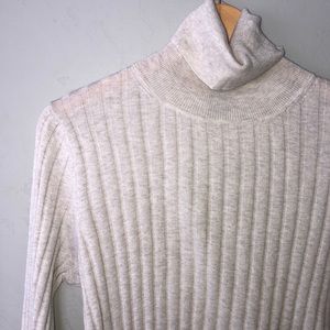 GAP Sweaters - GAP ribbed turtleneck GAP Sweaters - GAP ribbed turtleneck